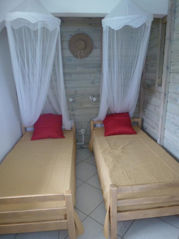 Kreyol Lodges - Suite Kayou Deshaies Exterior photo